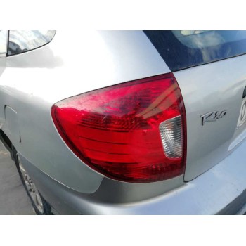 kia rio del año 2002