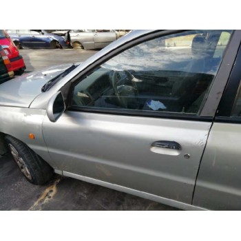 kia rio del año 2002