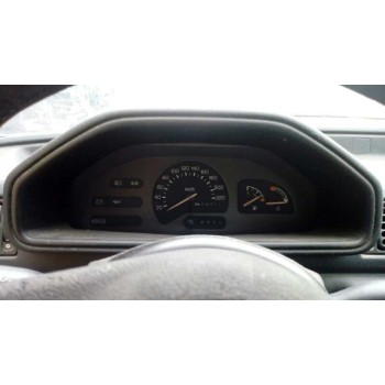 ford fiesta berlina del año 1996