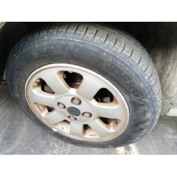 kia rio del año 2002