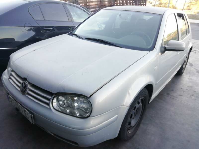 VOLKSWAGEN GOLF IV BERLINA (1J1)