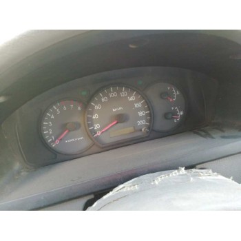 kia rio del año 2002