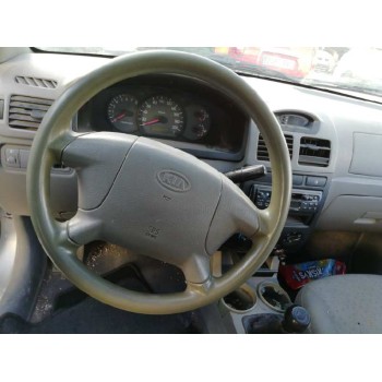 kia rio del año 2002