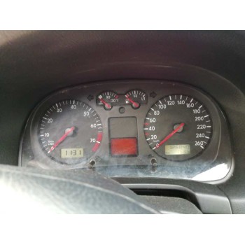 volkswagen golf iv berlina (1j1) del año 2000