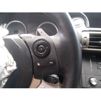 lexus is del año 2015