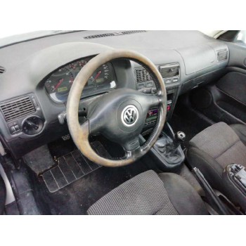 volkswagen golf iv berlina (1j1) del año 2001