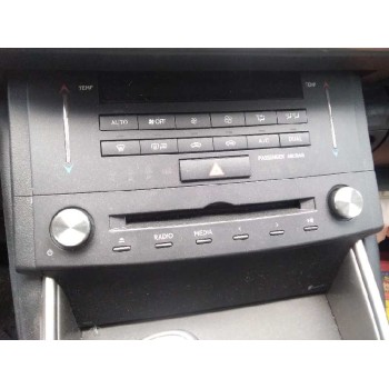 lexus is del año 2015