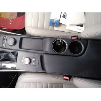 lexus is del año 2015