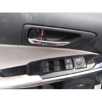 lexus is del año 2015