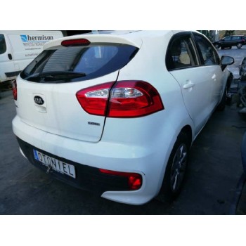kia rio del año 2015