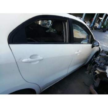 kia rio del año 2015