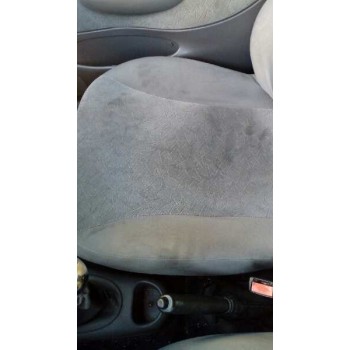 ford fiesta berlina del año 1998