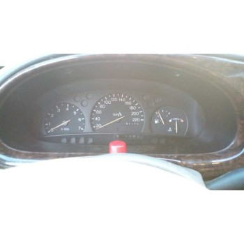 ford fiesta berlina del año 1998