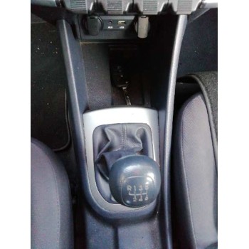 kia rio del año 2015