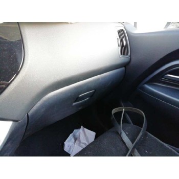 kia rio del año 2015