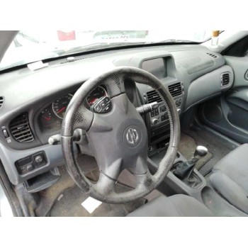 nissan almera (n16/e) del año 2004