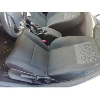 renault megane iii berlina 5 p del año 2013