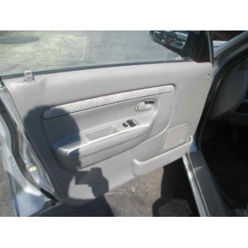 mazda demio (dw) del año 2001