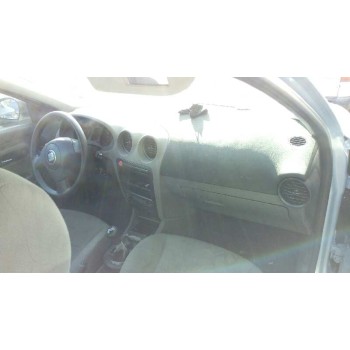 seat cordoba berlina (6l2) del año 2003