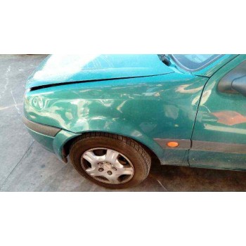 ford fiesta berlina (dx) del año 2000