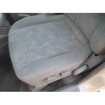 mazda demio (dw) del año 2001