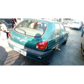 ford fiesta berlina (dx) del año 2000