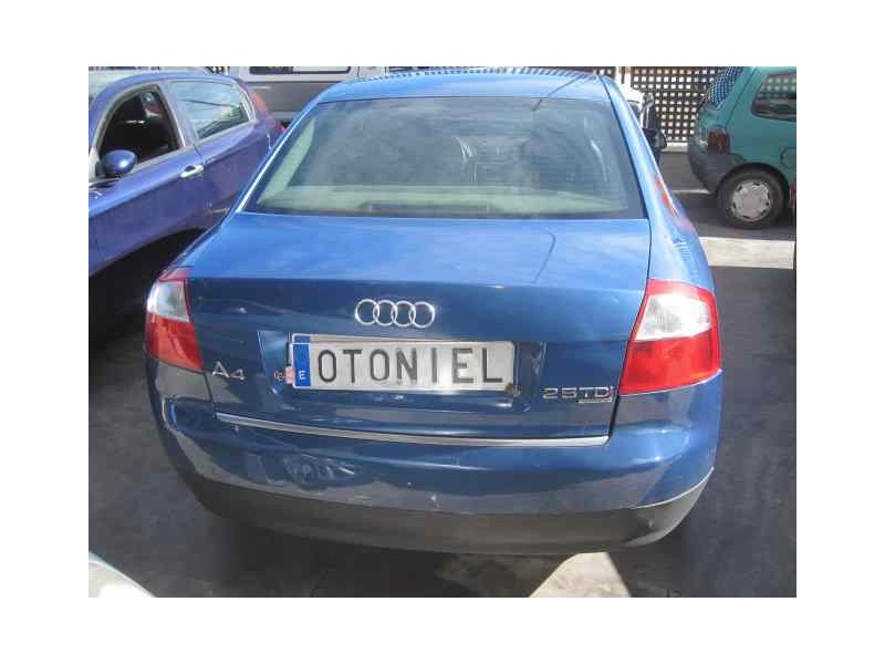 AUDI A4 BERLINA (8E)