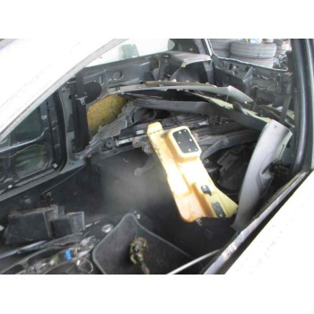 ford focus berlina (cak) del año 2003