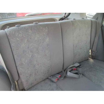 mazda demio (dw) del año 2001