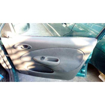 ford fiesta berlina (dx) del año 2000