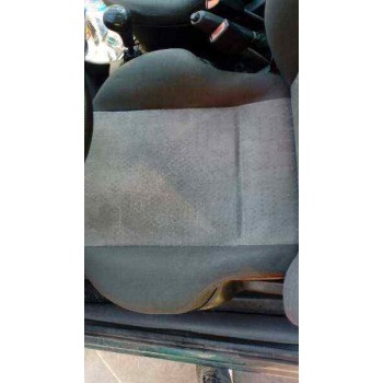 ford fiesta berlina (dx) del año 2000