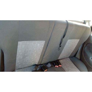 ford fiesta berlina (dx) del año 2000