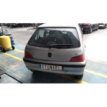 peugeot 106 (s2) del año 2000