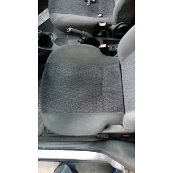 ford focus berlina (cak) del año 1999