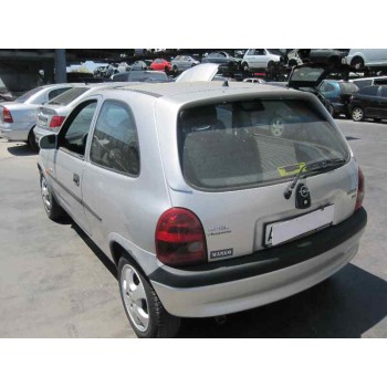 opel corsa b del año 2000