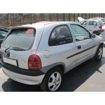 opel corsa b del año 2000