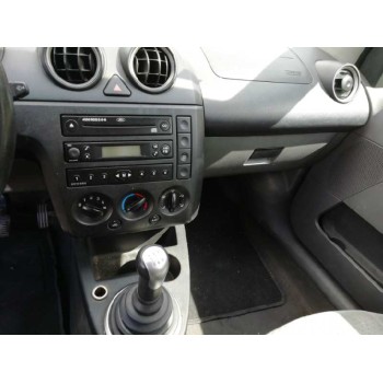 ford fiesta (cbk) del año 2003