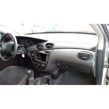 ford focus berlina (cak) del año 1999