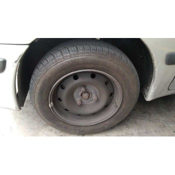 peugeot 106 (s2) del año 2000