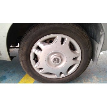 peugeot 106 (s2) del año 2000