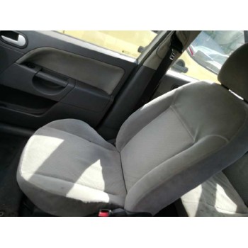 ford fiesta (cbk) del año 2003