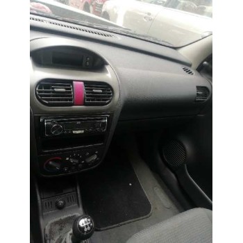 opel corsa c del año 2003