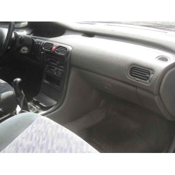 mazda 626 berlina (ge) del año 1992