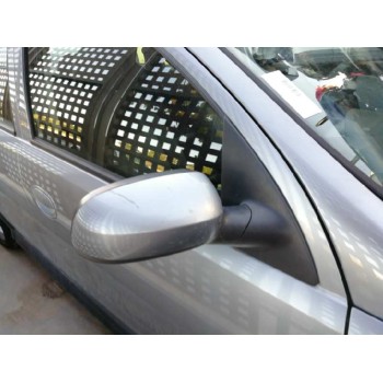 opel corsa c del año 2004