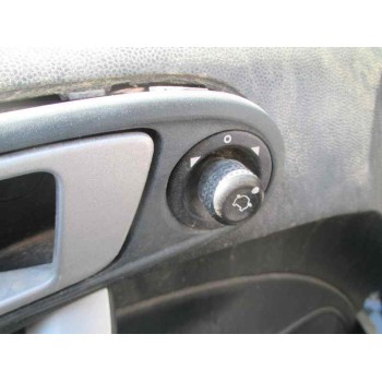 ford fiesta (ccn) del año 2013