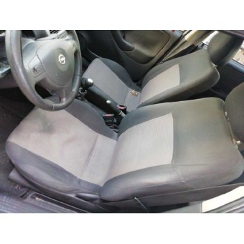 opel corsa c del año 2004