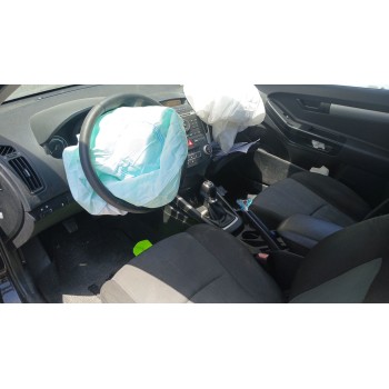 kia cee´d hatchback (ed) del año 2012