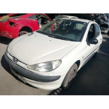 peugeot 206 berlina del año 2000
