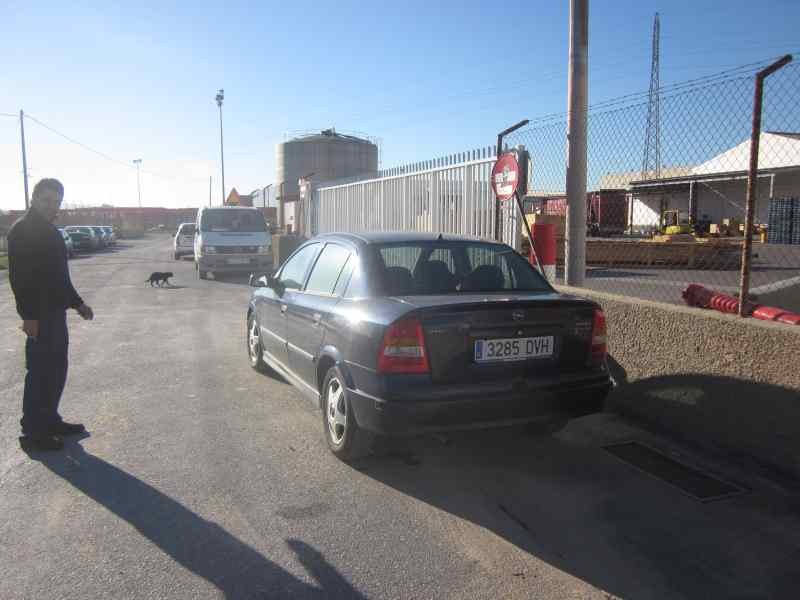 opel astra g berlina del año 1999