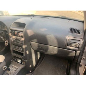 opel astra g berlina del año 2003